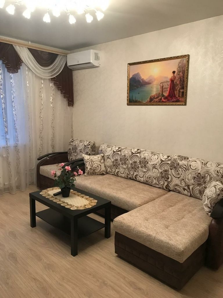 снять на долгий срок студию или комнату в истре. квартира на сутки ленинский район. евроремонт студии. однокомнатная квартира обычная. камелот объявления снять квартиру.