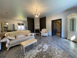 Дома/Коттеджи, 4-комн., Москва