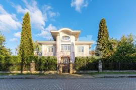 Дома/Коттеджи, 12-комн., Истра